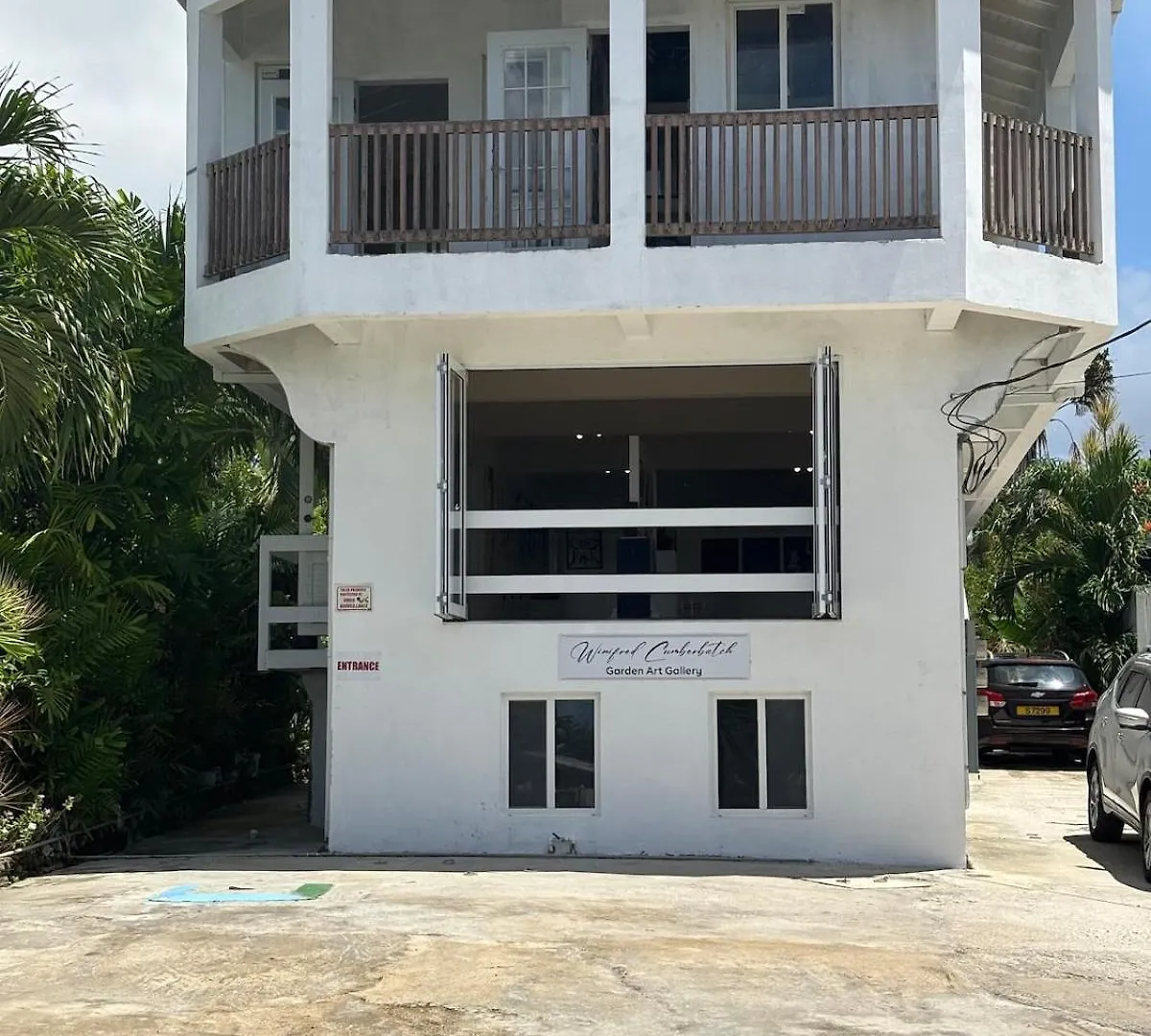Aquarius Apartments - Orange Saint James